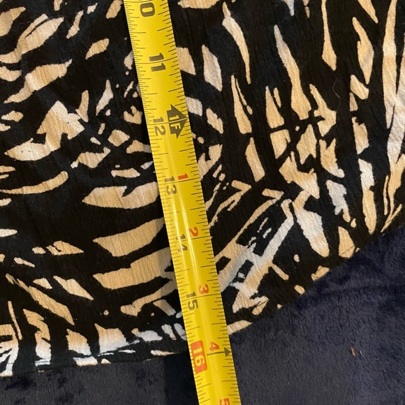 Aerie Womens‎ CropBlouse Black/White Size XL Flutter Sleeves Boho - Picture 7 of 8